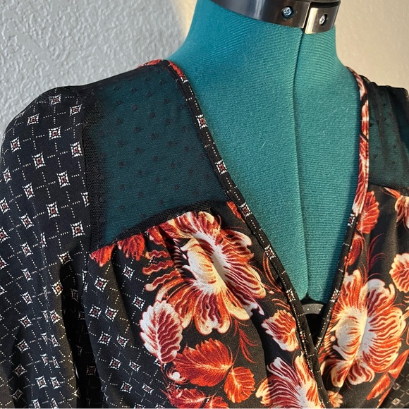 CHELSEA & VIOLET ROMPER/DRESS - Picture 3 of 9